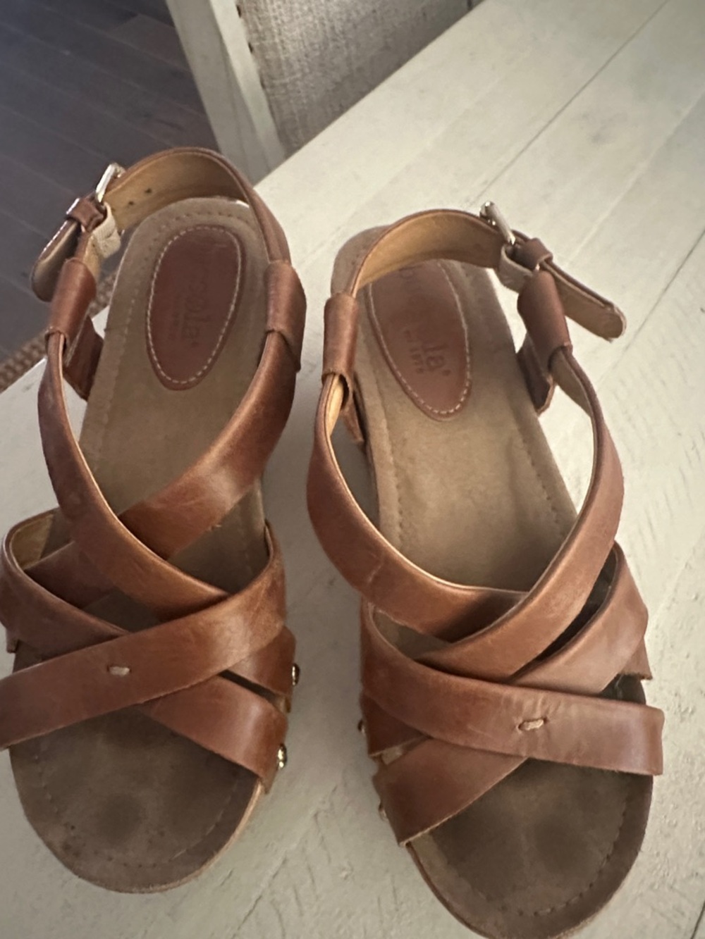 bussola Tan Brown Leather Crisscross Ankle Strap Sandals